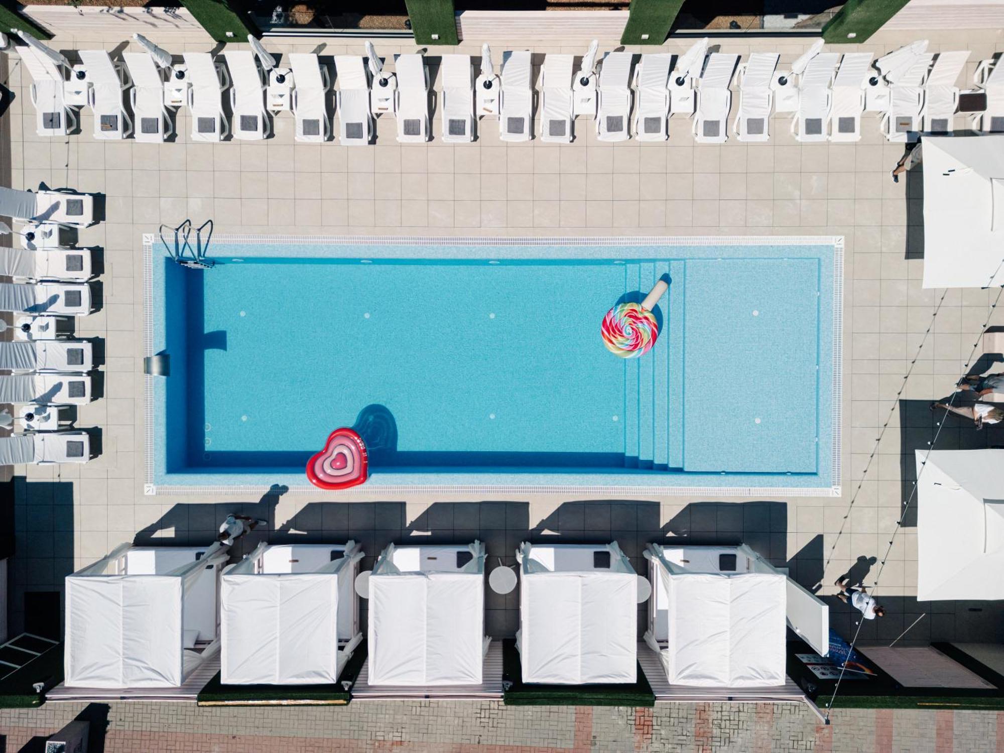Отель Complex Turistic Codru Selistea Экстерьер фото